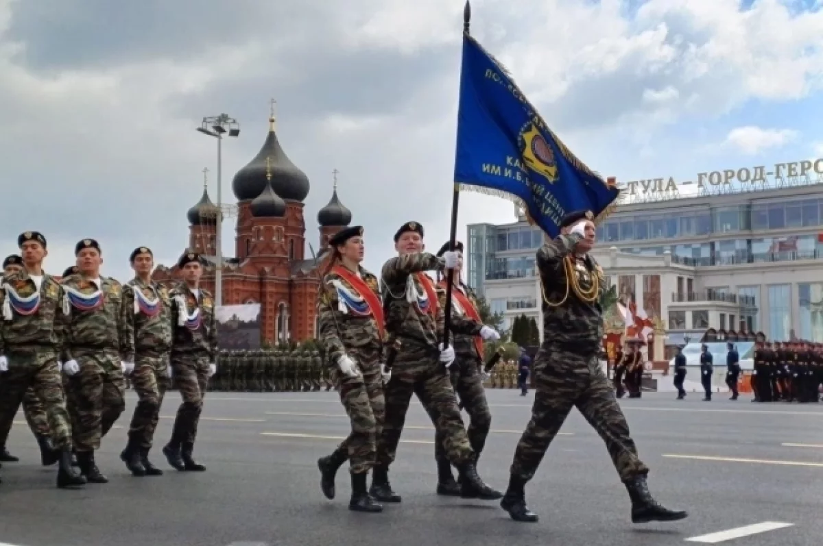 В Туле 9 мая прошел военный парад | АиФ Тула