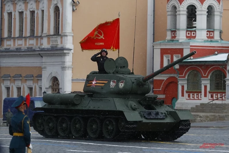 Танк Т-34-85.
