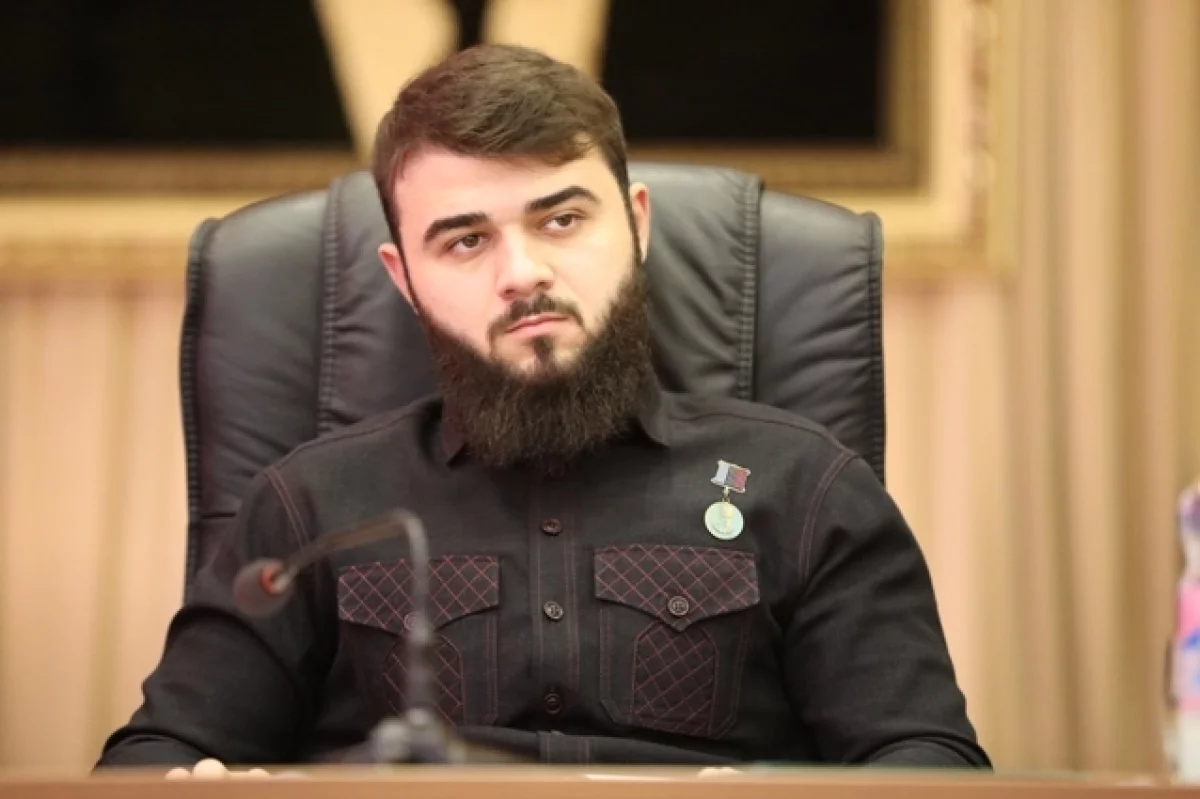 Племянника Кадырова Хамзата наградили орденом Мужества