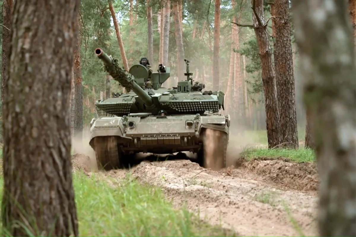 В Москве выставили на продажу танк Т-90 за 26 млн рублей