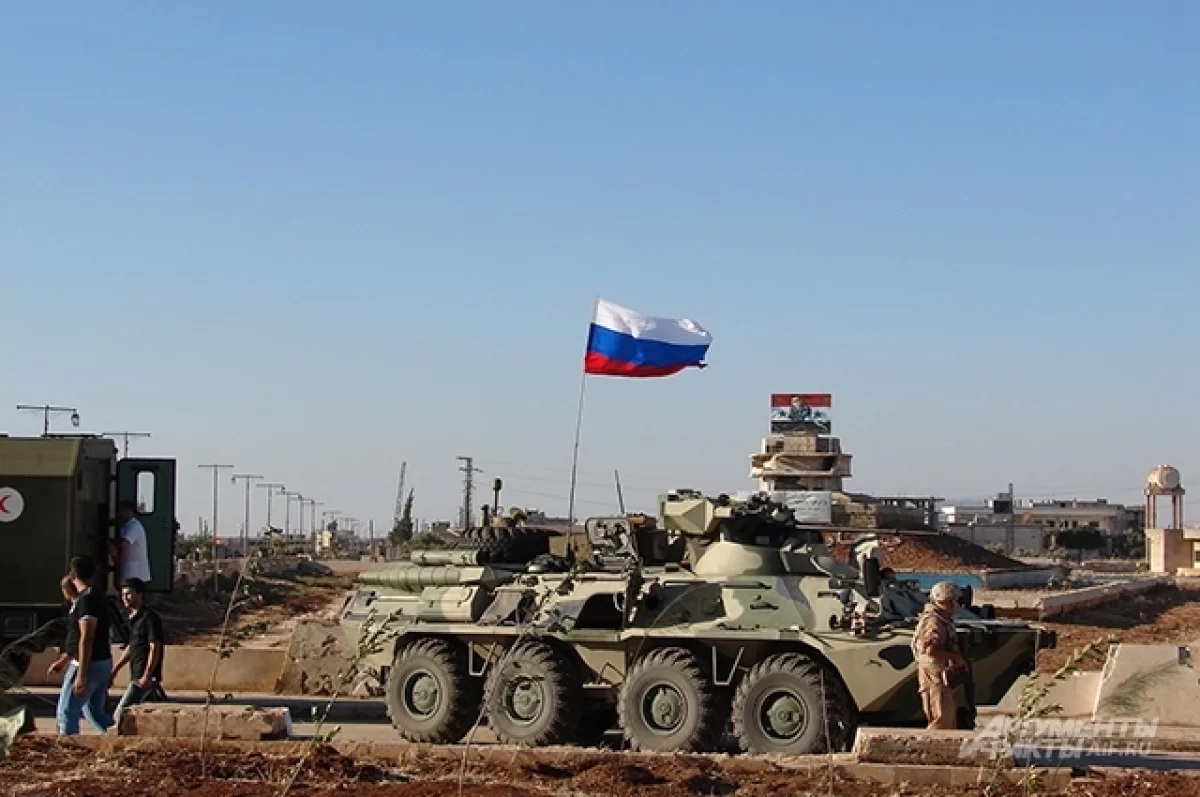 МО России: военные РФ блокировали в Сирии колонну международной коалиции0