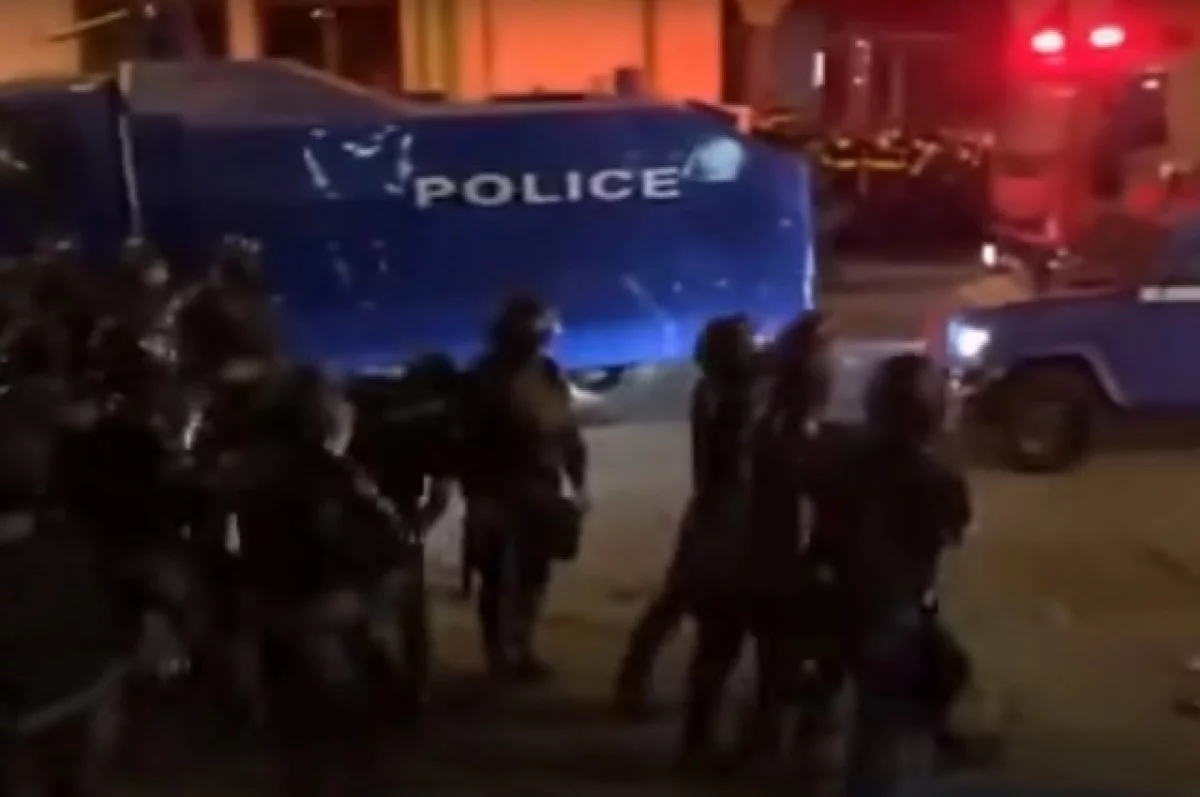 В Тбилиси полиция задержала нескольких участников акции протеста