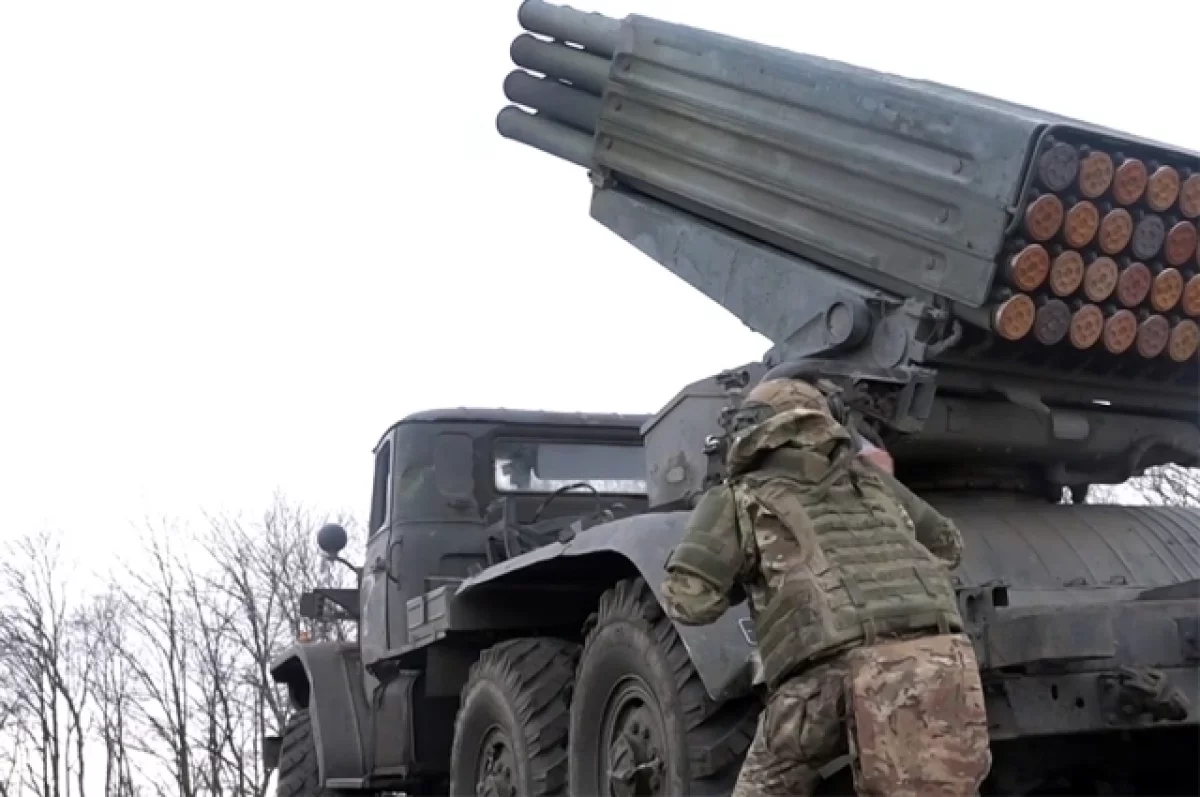 Ударами Града артиллеристы сорвали переброску ВСУ у западной границы РФ