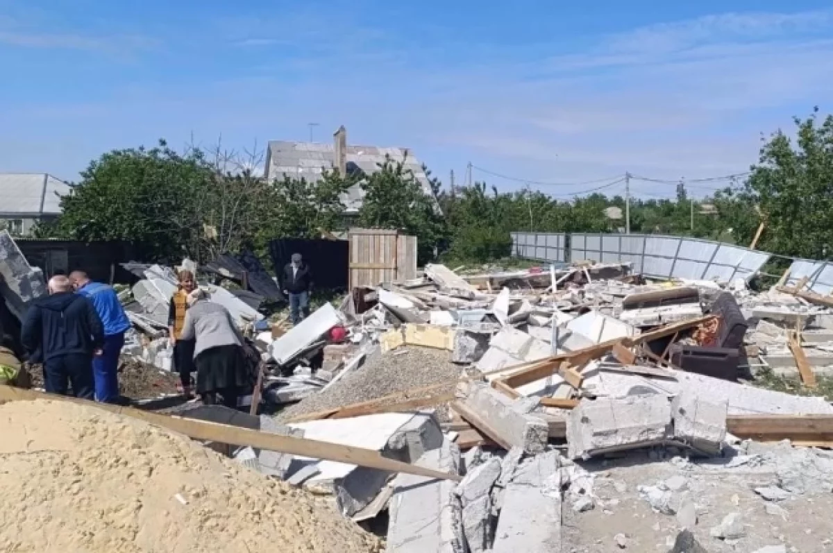 В Ростовской области после взрыва разрушен частный дом, есть пострадавшие