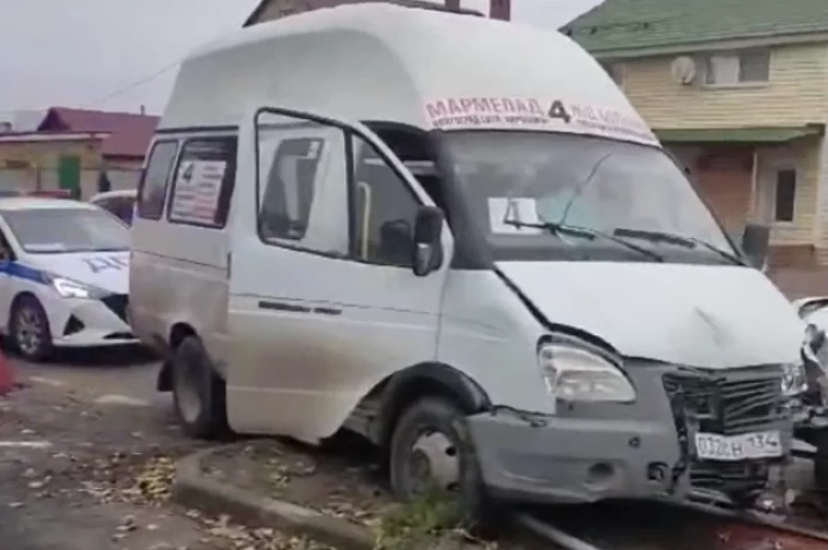 В Волгограде за аварию с тремя пострадавшими осудят больного маршрутчика |  АиФ Волгоград