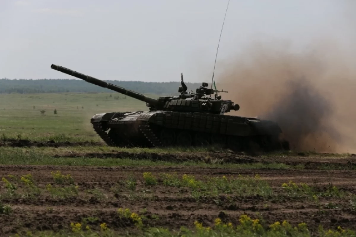 Российский танк Т-72 назвали лучшим в мире