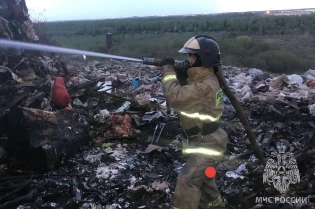 В МЧС прокомментировали пожар на свалке возле Хилокского рынка | АиФ  Новосибирск