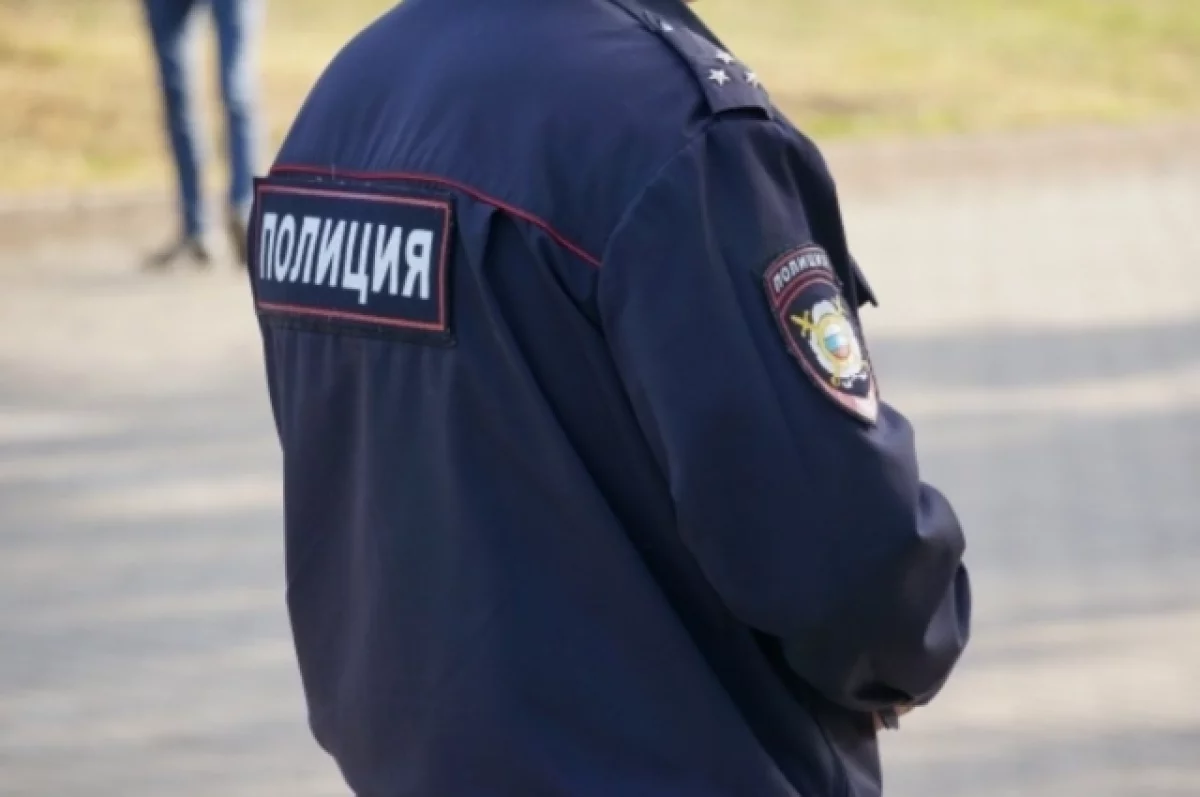 Baza: военный взорвал страйкбольную гранату в военкомате в Подмосковье