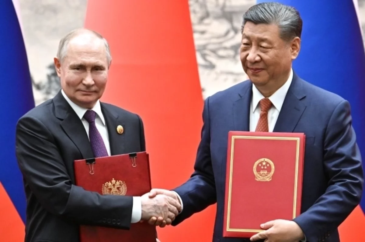 Путин назвал важным юбилеем 75-летие дипломатических отношений РФ и КНР