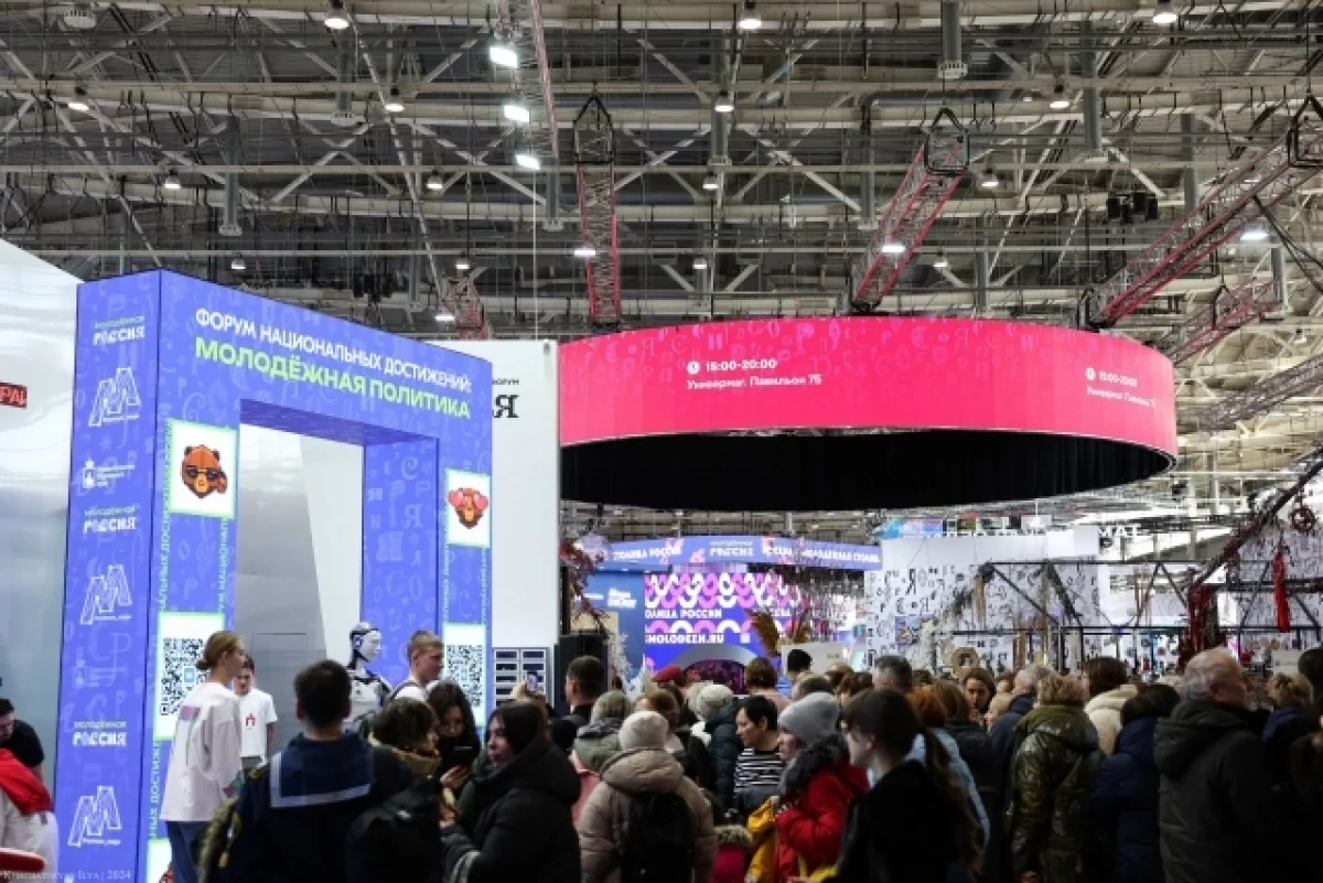 13-миллионным посетителем выставки «Россия» стала жительница Сургута