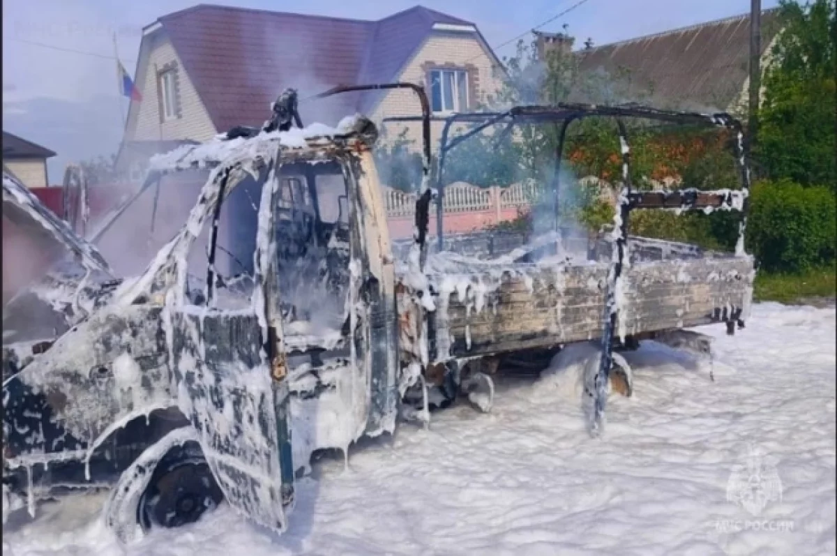 В Бежицком районе Брянска сгорел грузовой автомобиль