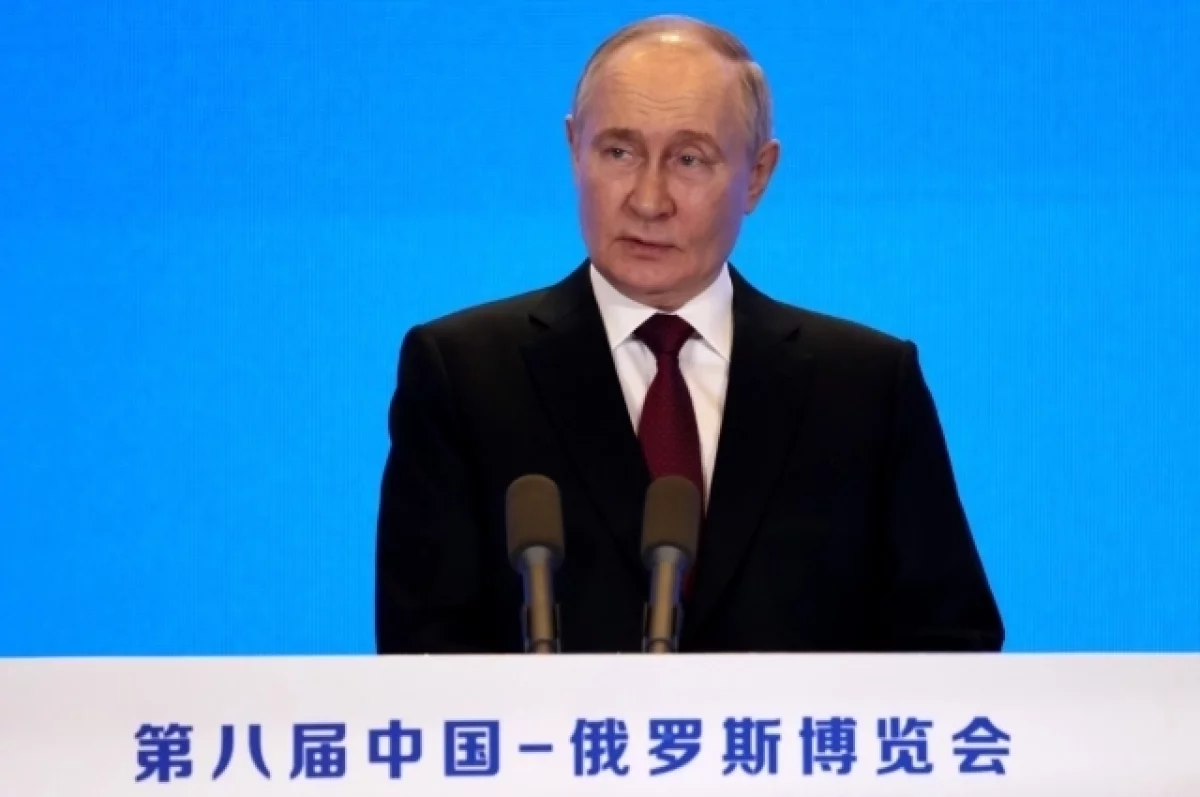 Путин назвал Россию лидером в ряде направлений сферы космоса