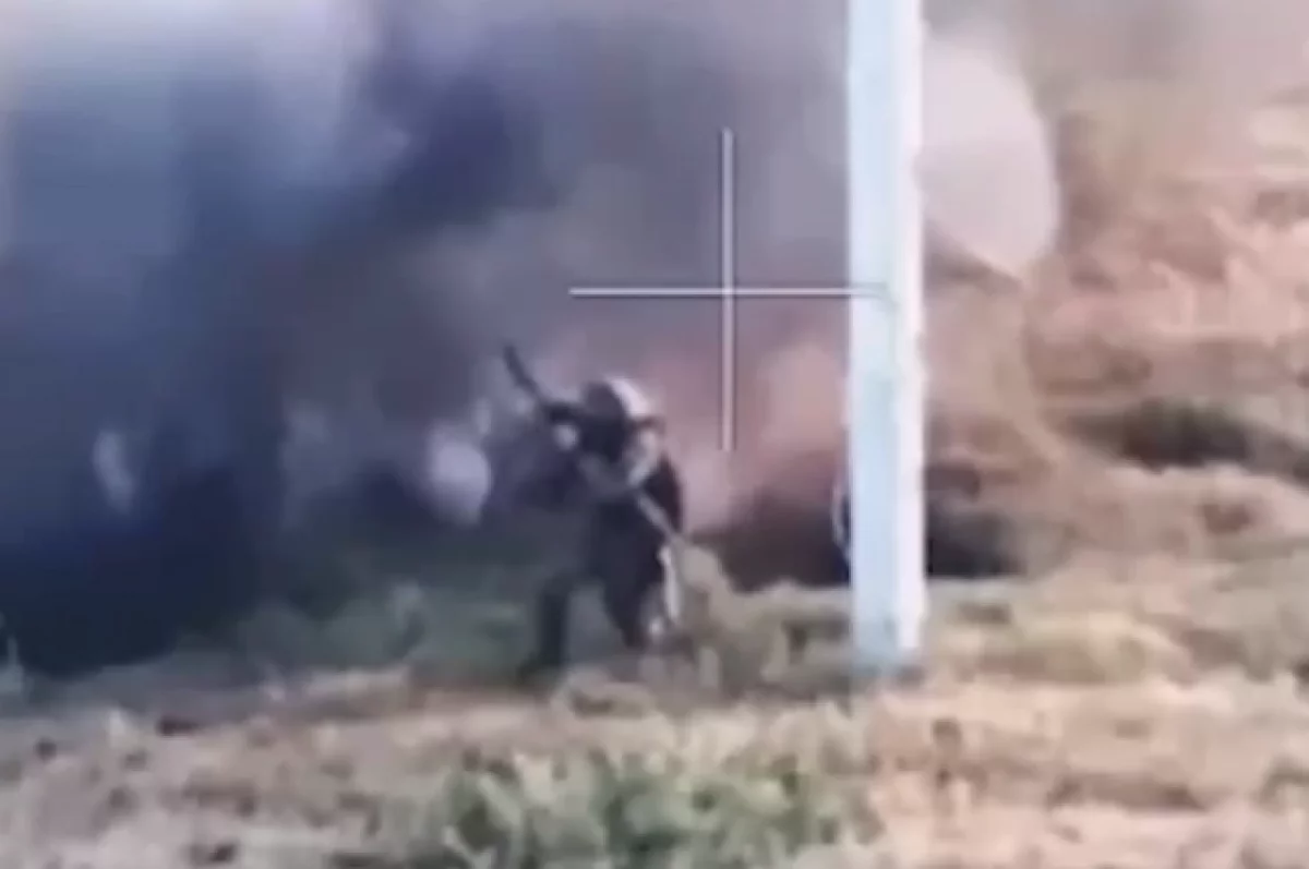 Российский боец избежал смерти, увернувшись от семи украинских FPV-дронов