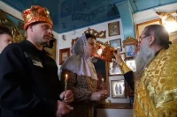 Венчание в ИК-3 проходило по всем правилам и традициям церкви.