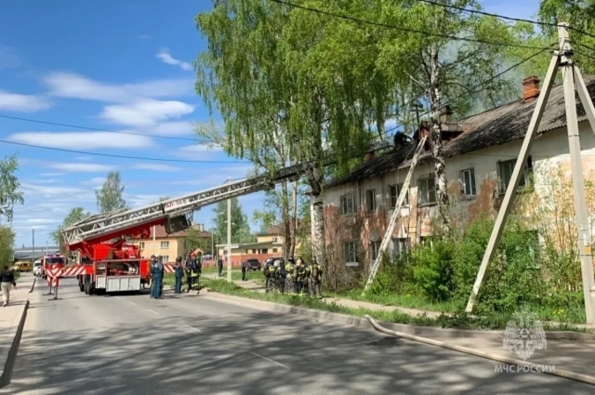 В Вологде ликвидируют пожар в жилом доме на ул. Гончарной,34 | АиФ Вологда