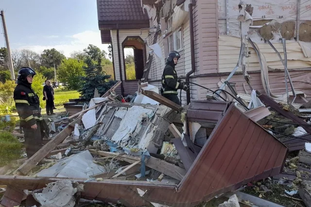 Падение БПЛА на жилой дом в Белгородской области