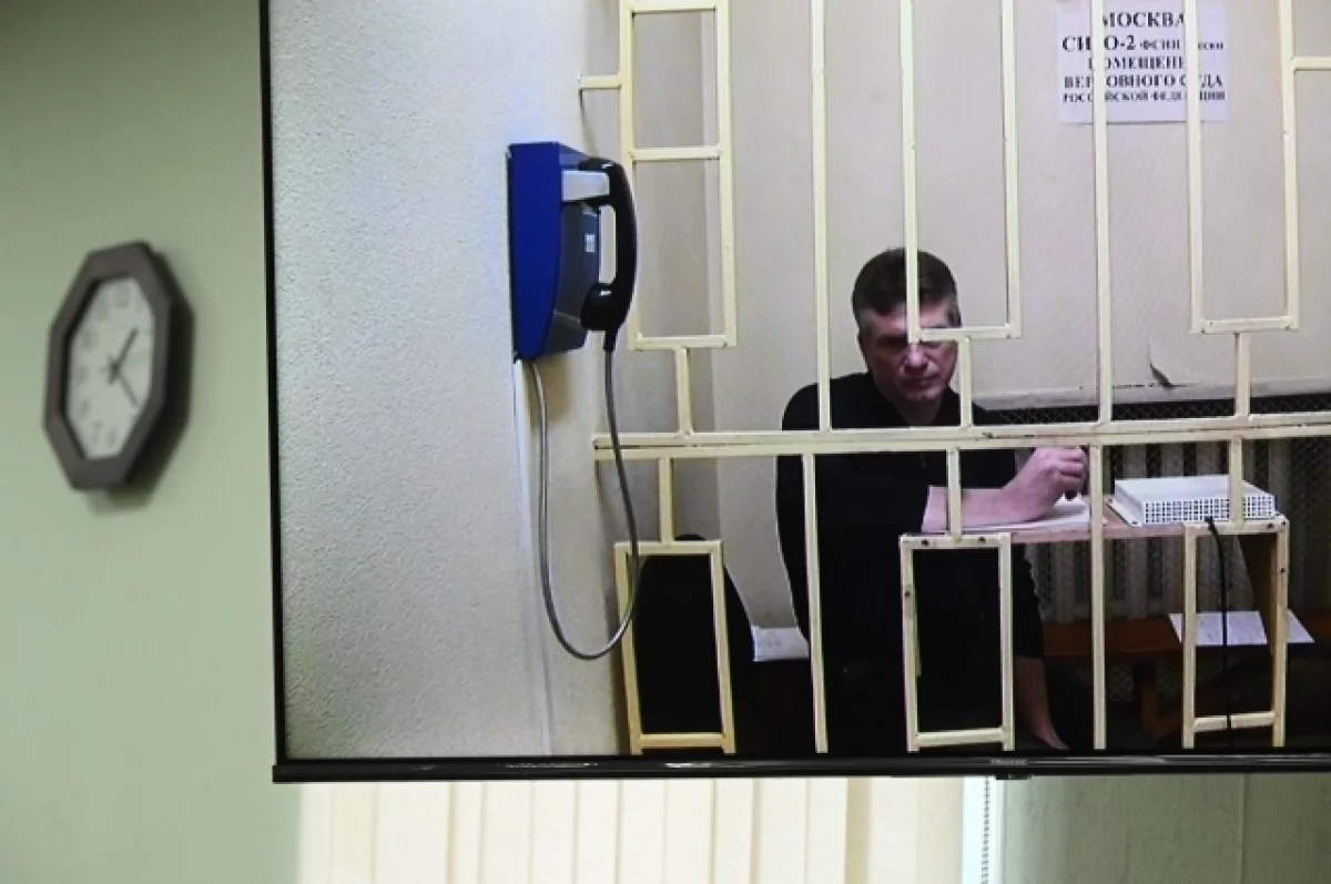 Защита кадровика МО Кузнецова попросила перевести его под домашний арест