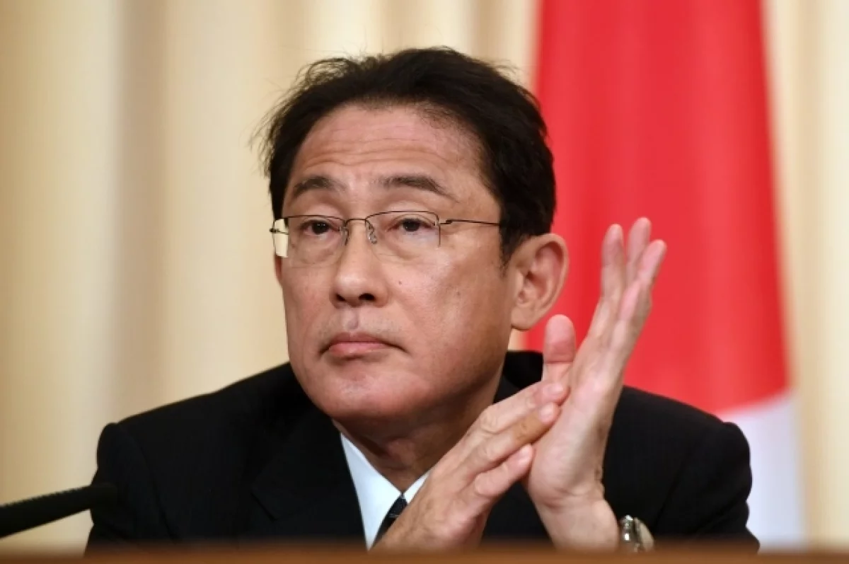 Премьер Японии призвал КНДР отказаться от запуска спутника