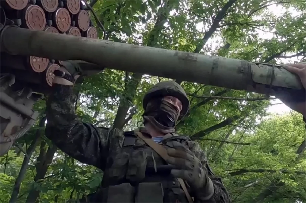 Артиллеристы ВС РФ разгромили пункт управления дронами ВСУ под Авдеевкой