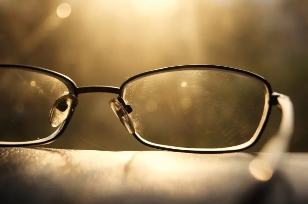 Профессор Ионов назвал неочевидные факторы, которые ухудшают зрение