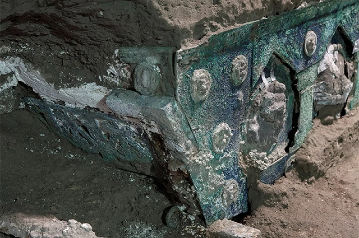 Обнаружены рисунки, сделанные незадолго до извержения Везувия в Помпеях
