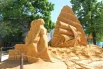 Новая скульптура "Алые паруса" в высоту шесть метров и считается самой крупной на фестивале. 
