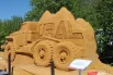 В этом году для гостей фестиваля песочных скульптур приготовили восемь новых объектов. 