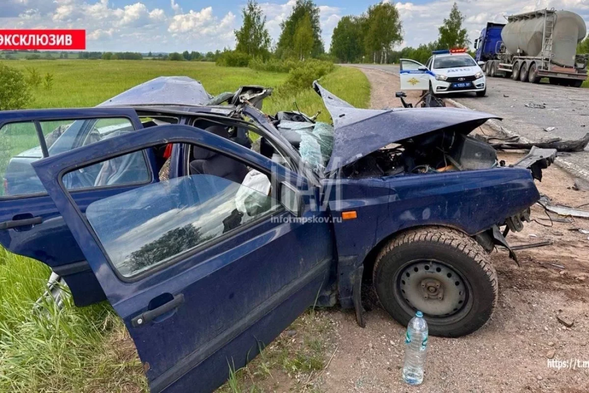 Водителя иномарки госпитализировали после ДТП с фурой под Великими Луками |  АиФ Псков