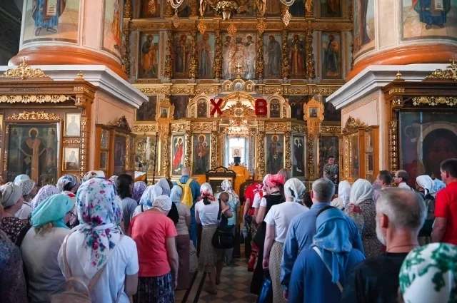 В 10.00 паломники выйдут из Свято-Успенского Трифонова мужского монастыря