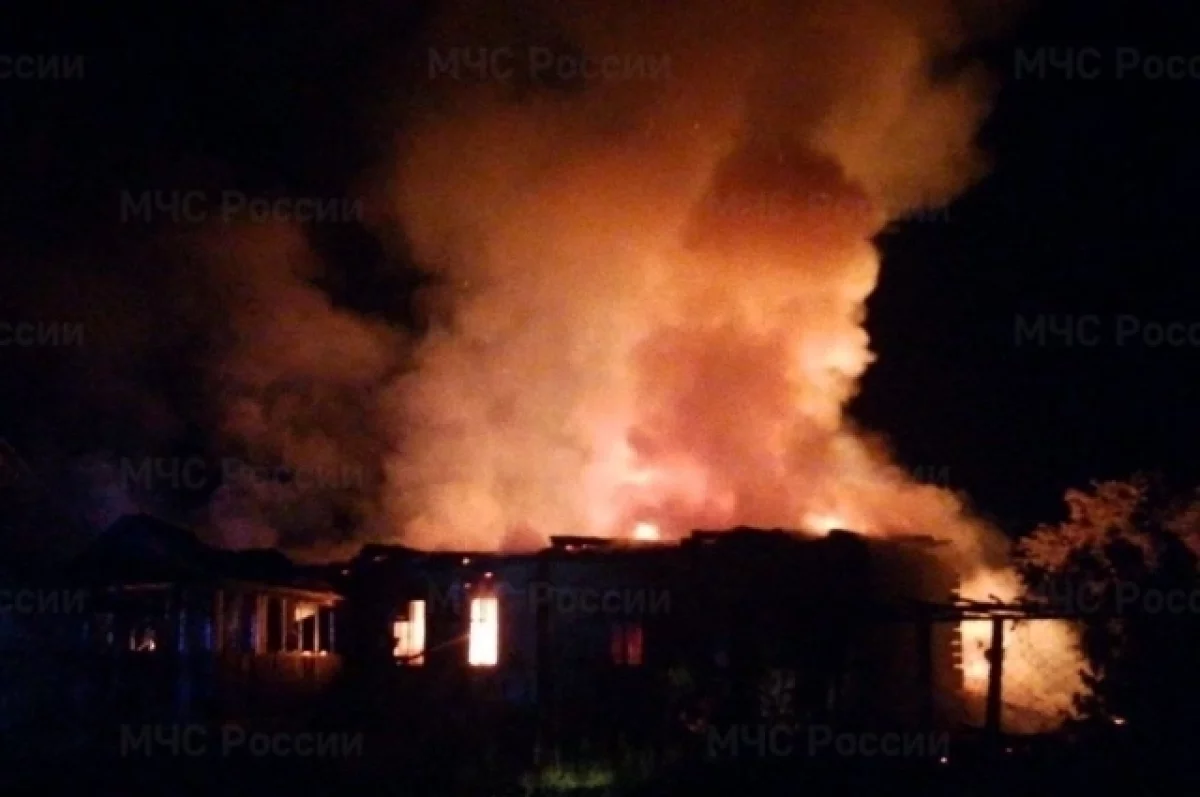 Ночью 4 июня в брянском селе Брасово сгорел частный жилой дом