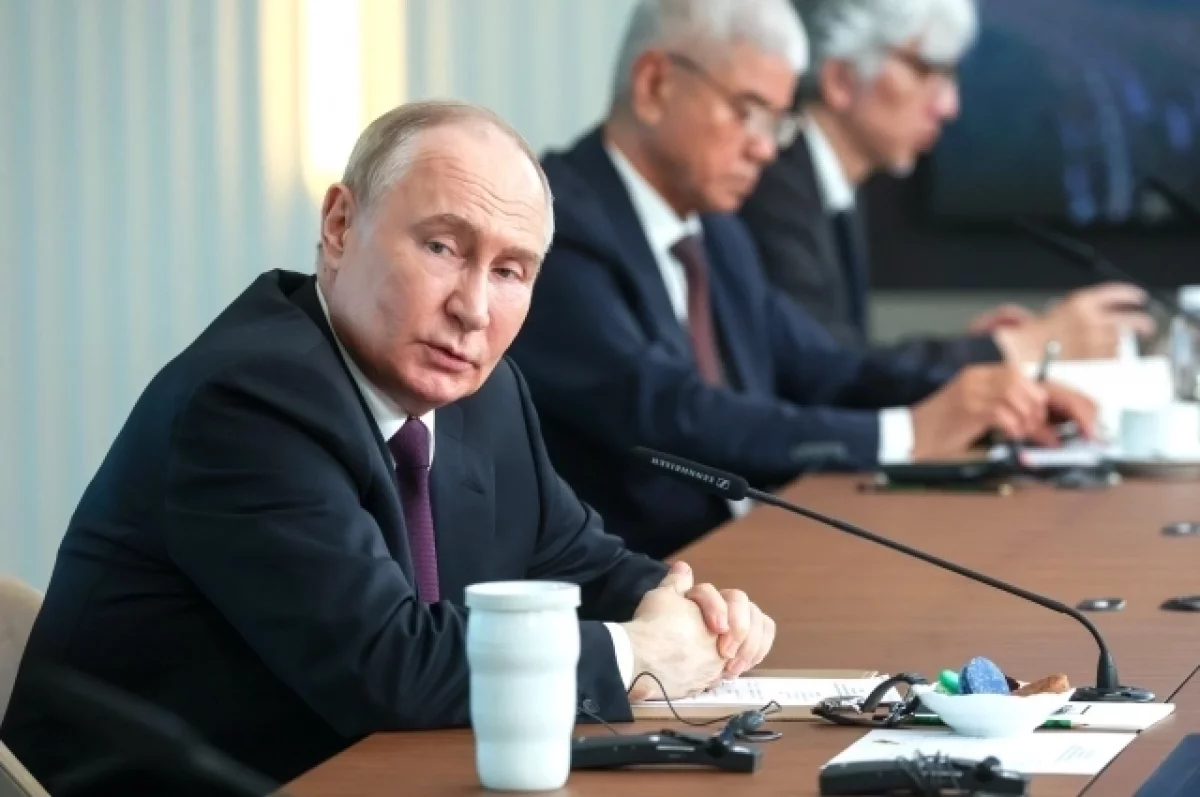 Путин: продление полномочий Зеленского можно трактовать как захват власти