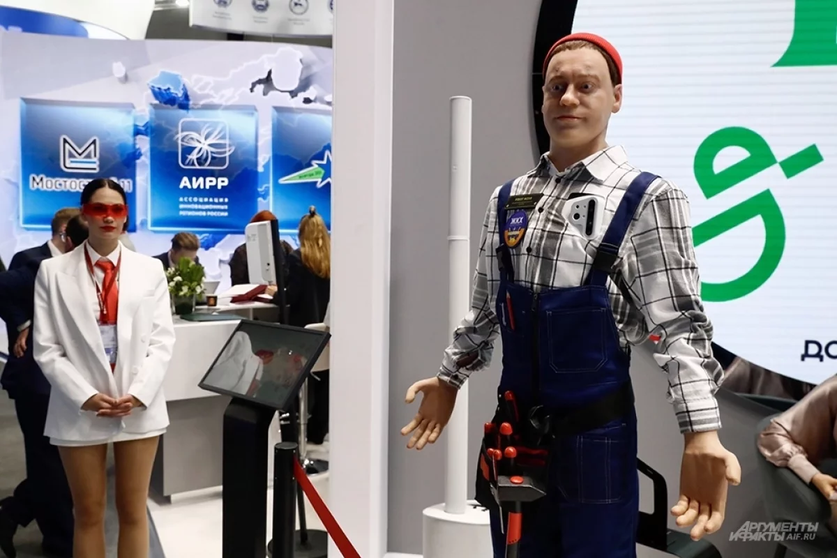 «Синички», роботы, КАМАЗы. Какие соглашения заключила Москва на ПМЭФ-2024