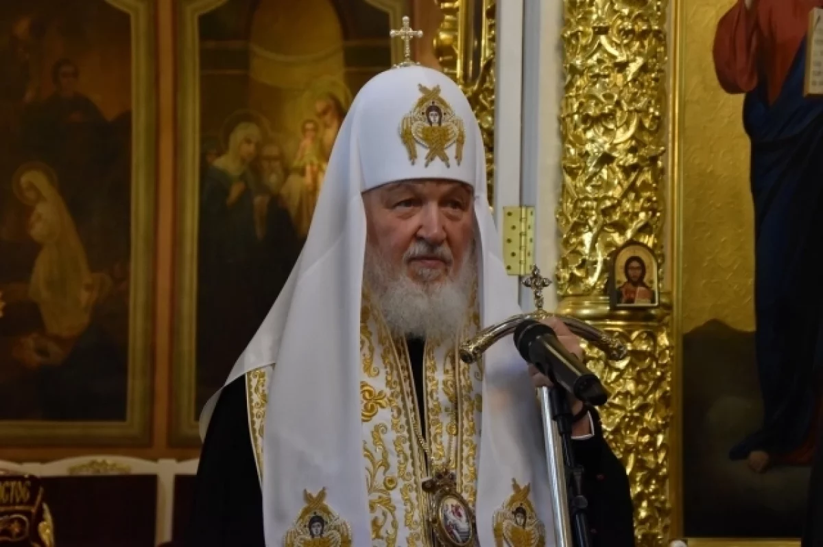 Патриарх Кирилл: РПЦ не должна перегружать человека долгим стоянием в храме