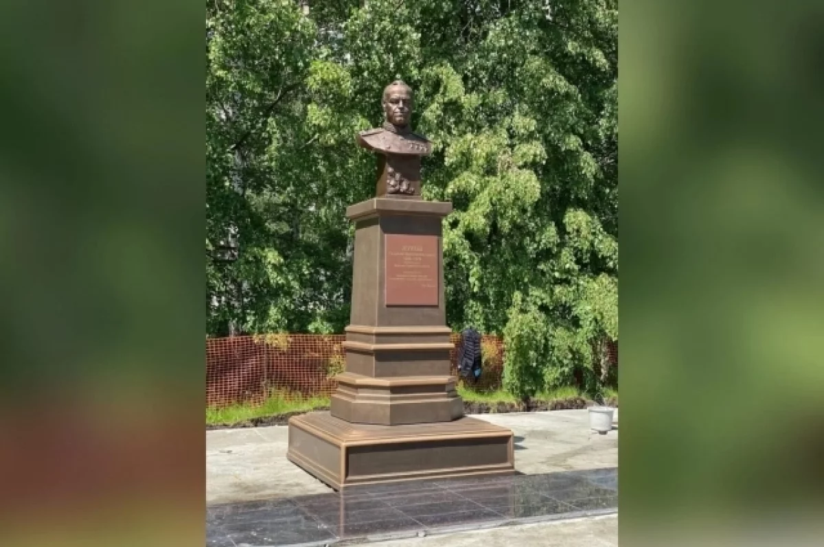 В День России в Барнауле откроют памятник Георгию Жукову