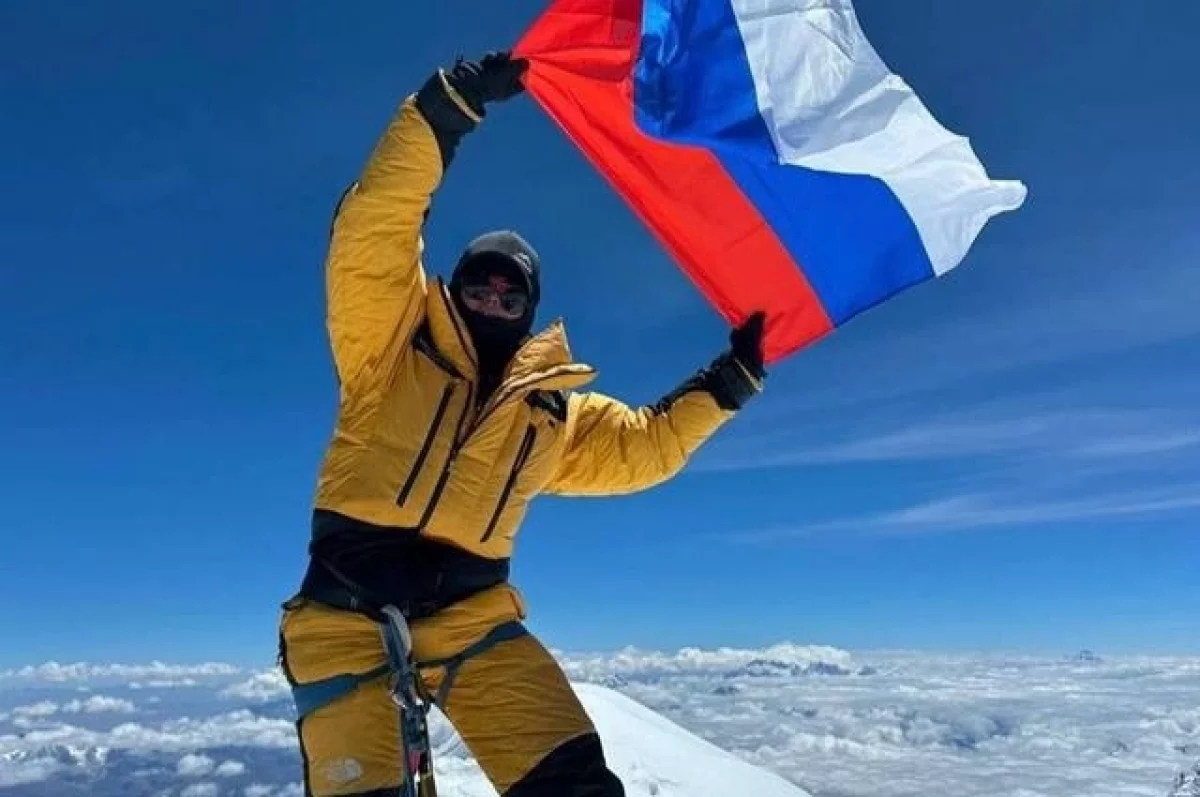 Альпинистка из КБР Алина Пекова взошла на третью по величине вершину мира |  АиФ Ставрополь