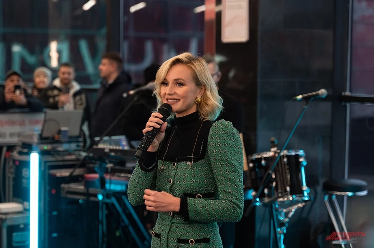 Певица Гагарина ответила на обвинения хейтеров в высокомерии