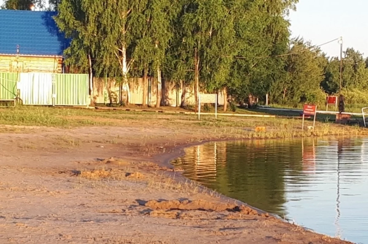 В Тюмени стоит рекордная жара, но горожане не спешат купаться в озерах |  АиФ Тюмень