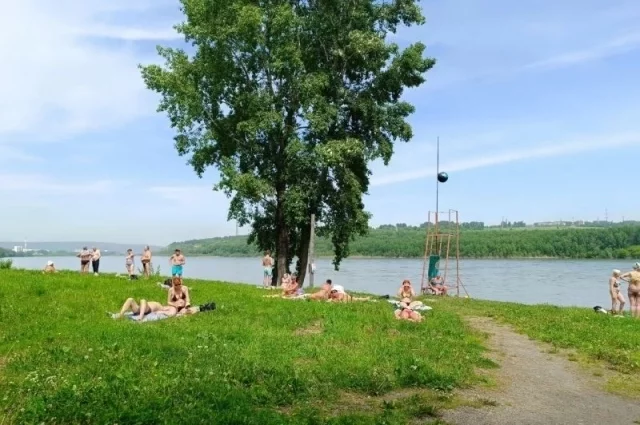 Вода в Кузбассе по-прежнему крайне небезопасна для купания.