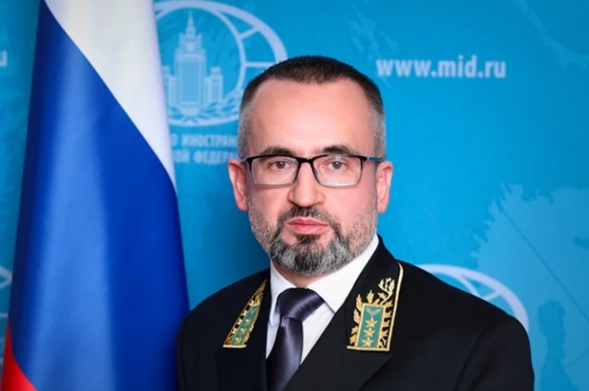 Посол РФ Степанов заявил, что Москва ответит на новые санкции Канады