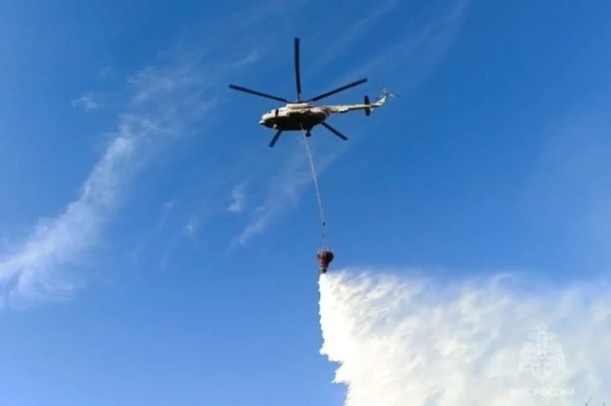 Вертолёт МИ-8 с баком для воды отправился в северные районы Якутии | АиФ  Якутия