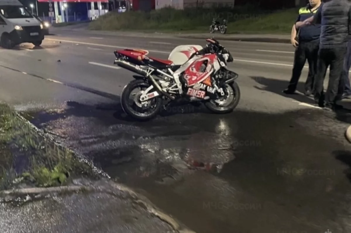 45-летний мотоциклист скончался после ДТП на улице Флотской в Брянске