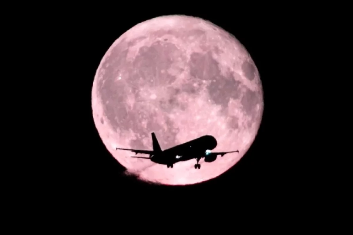 «Клубничную» луну увидят жители Ростова в ночь на 23 июня
