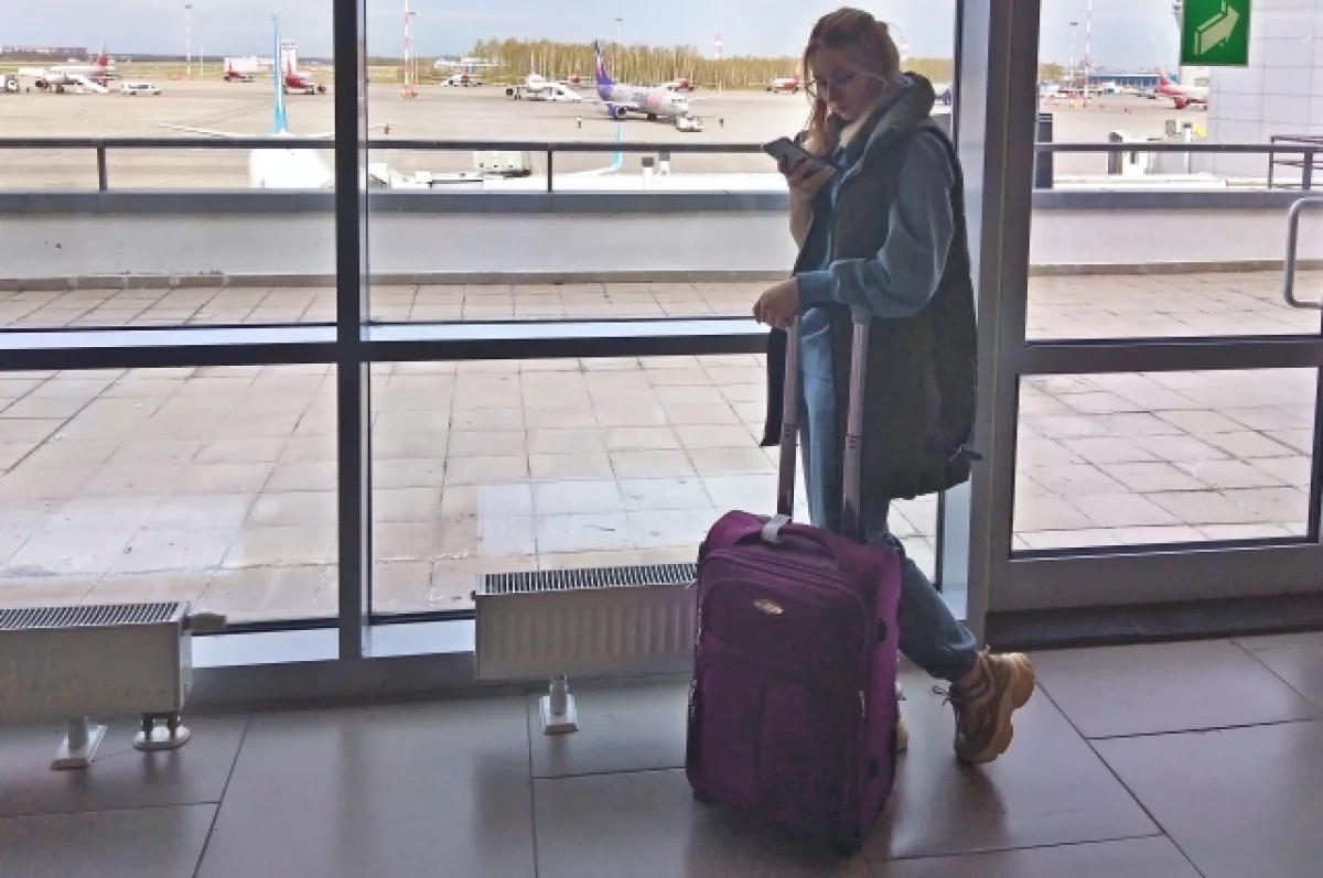Рейс в Москву задержали в аэропорту Барнаула