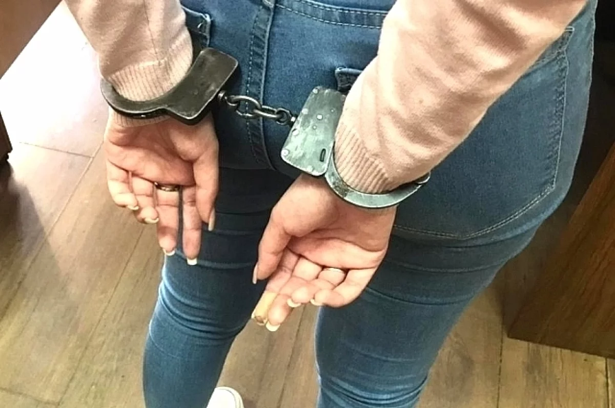 В Батайске осудили 36-летнюю женщину за убийство сожителя ножом в грудь