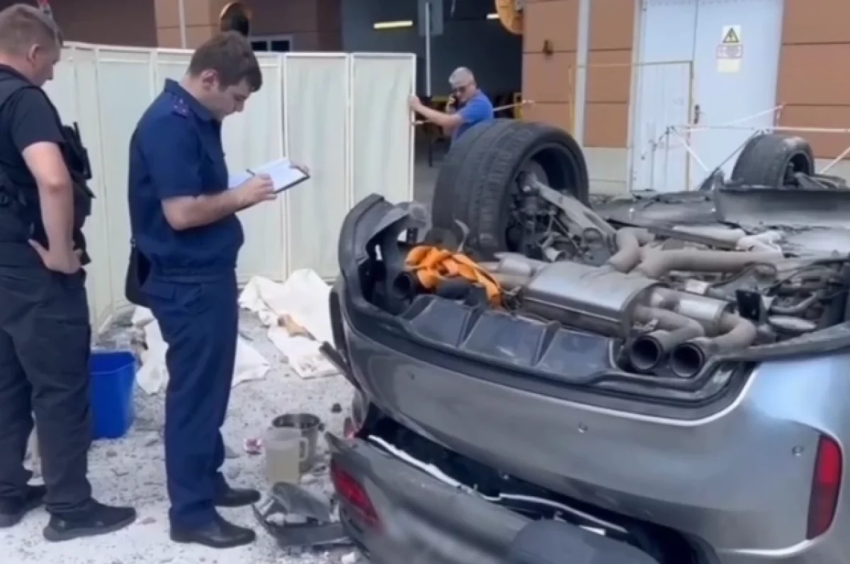 SHOT: водитель рухнувшего BMW в Краснодаре поругался с беременной женой