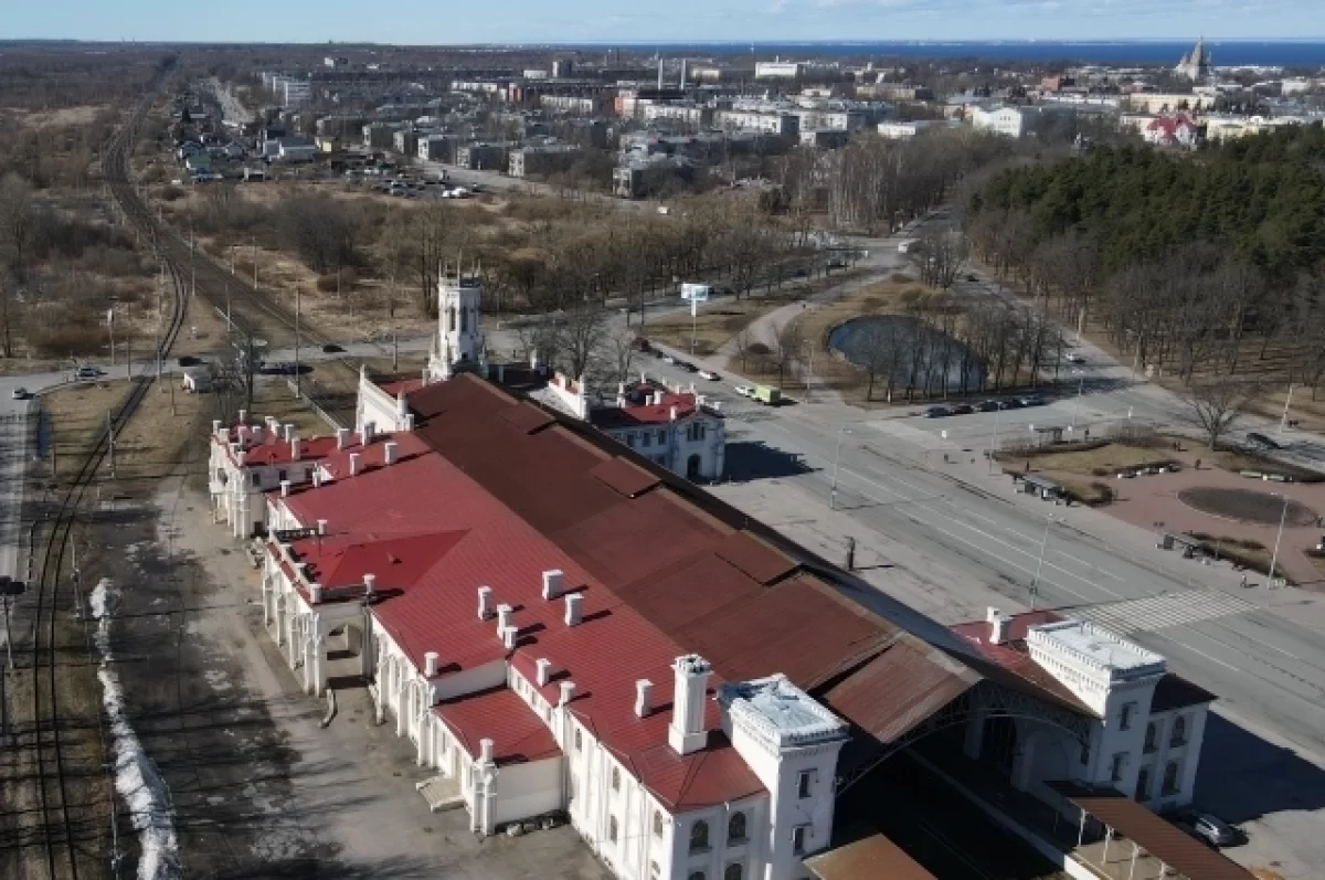 Мобильный интернет ускорили жителям «Суворовского городка» в Петергофе |  АиФ Санкт-Петербург