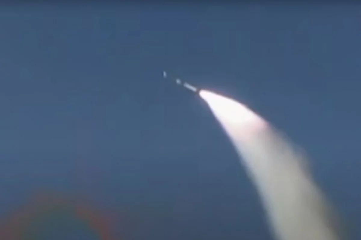 КНДР выпустила баллистическую ракету в восточном направлении