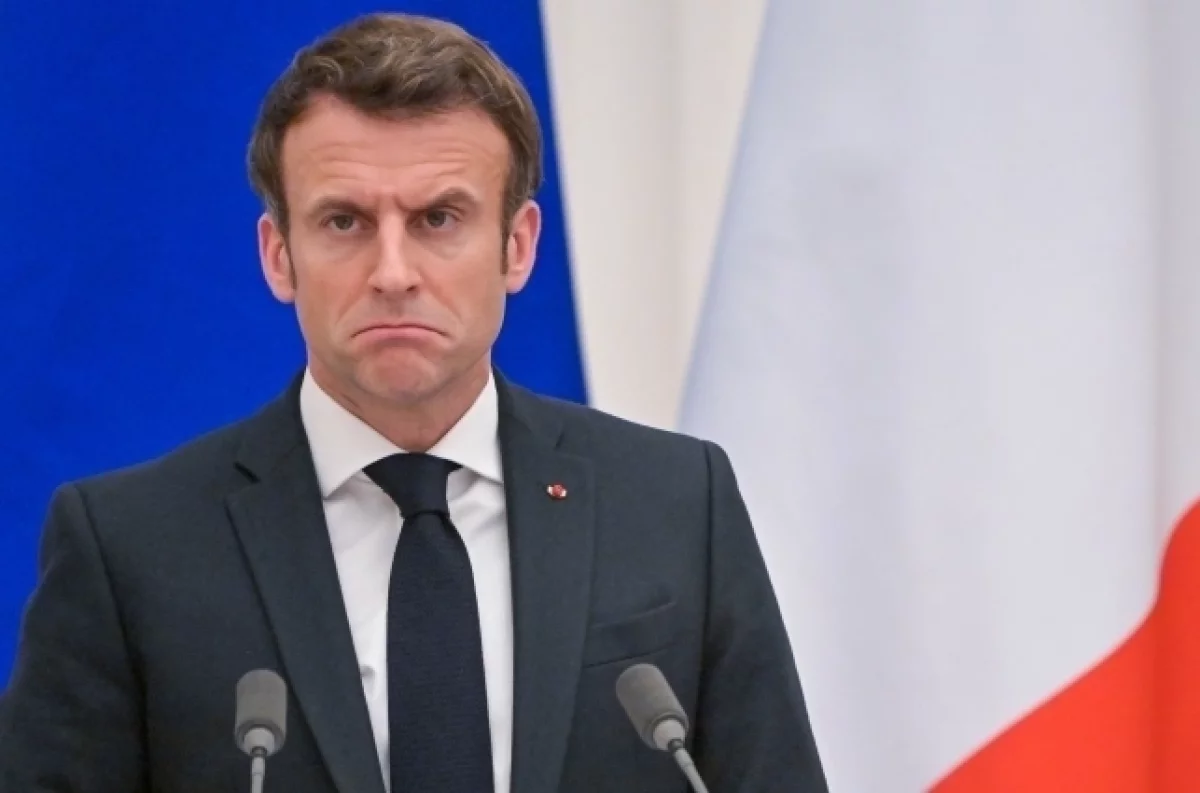В Соцпартии Франции итоги I тура выборов назвали тяжелым поражением Макрона