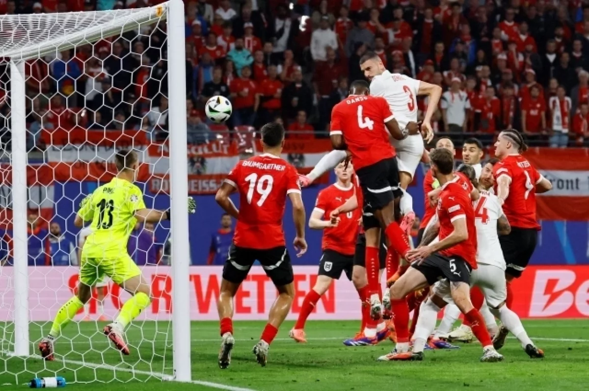 Сборная Турции обыграла команду Австрии и вышла в четвертьфинал Евро