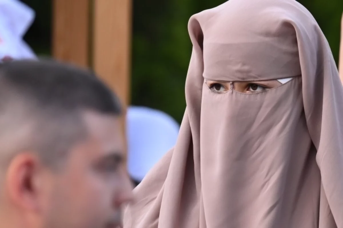 Муфтият Дагестана временно запретил носить никабы